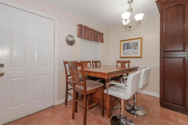 5 of 42 - 3071 Nw 47th Terrace #326, Lauderdale Lakes, FL