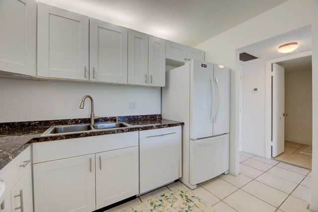 3 of 54 - 7081 Environ Boulevard #343, Lauderhill, FL