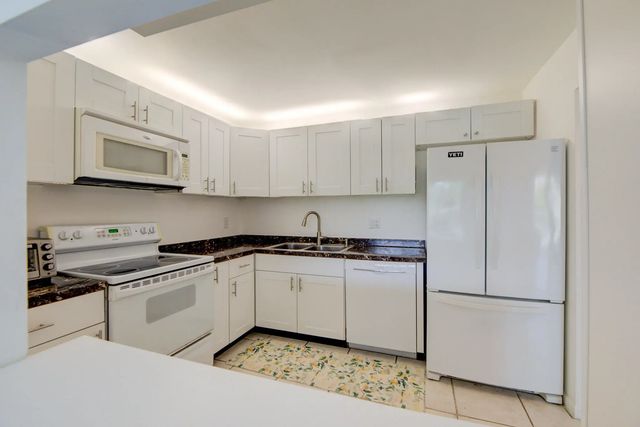 4 of 54 - 7081 Environ Boulevard #343, Lauderhill, FL