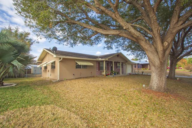 2 of 16 - 1686 Se Biddle Lane, Port St. Lucie, FL