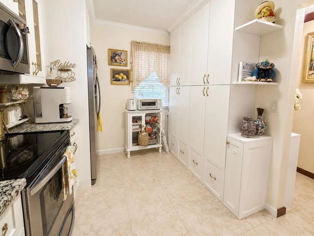 5 of 22 - 5780 W Fernley Drive W #101, West Palm Beach, FL