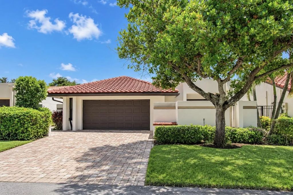 21460 Laguna Drive, Boca Raton
