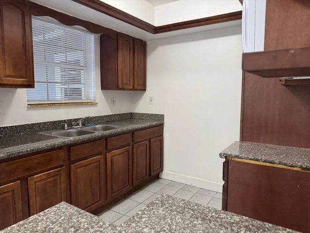 5 of 12 - 6120 Sw 22nd Court, Miramar, FL