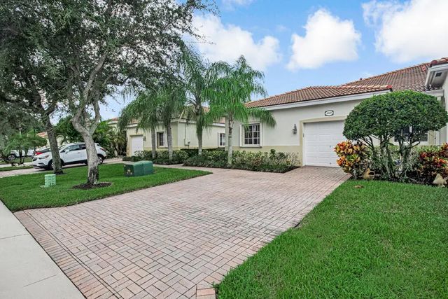 3 of 50 - 2327 Windjammer Way, West Palm Beach, FL