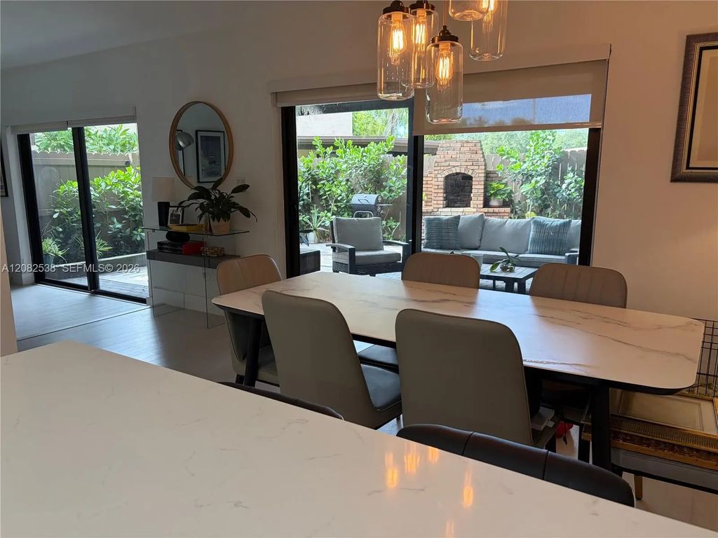 9216 Sw 136th St Circle, Miami