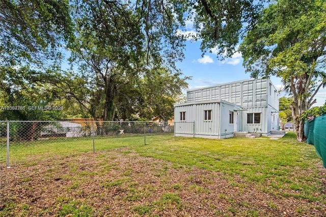 5 of 52 - 7815 Nw 4th Avenue, Miami, FL