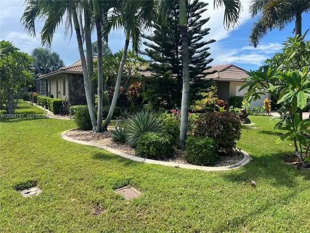 3 of 20 - 522 Se 34 Terrace, Cape Coral, FL