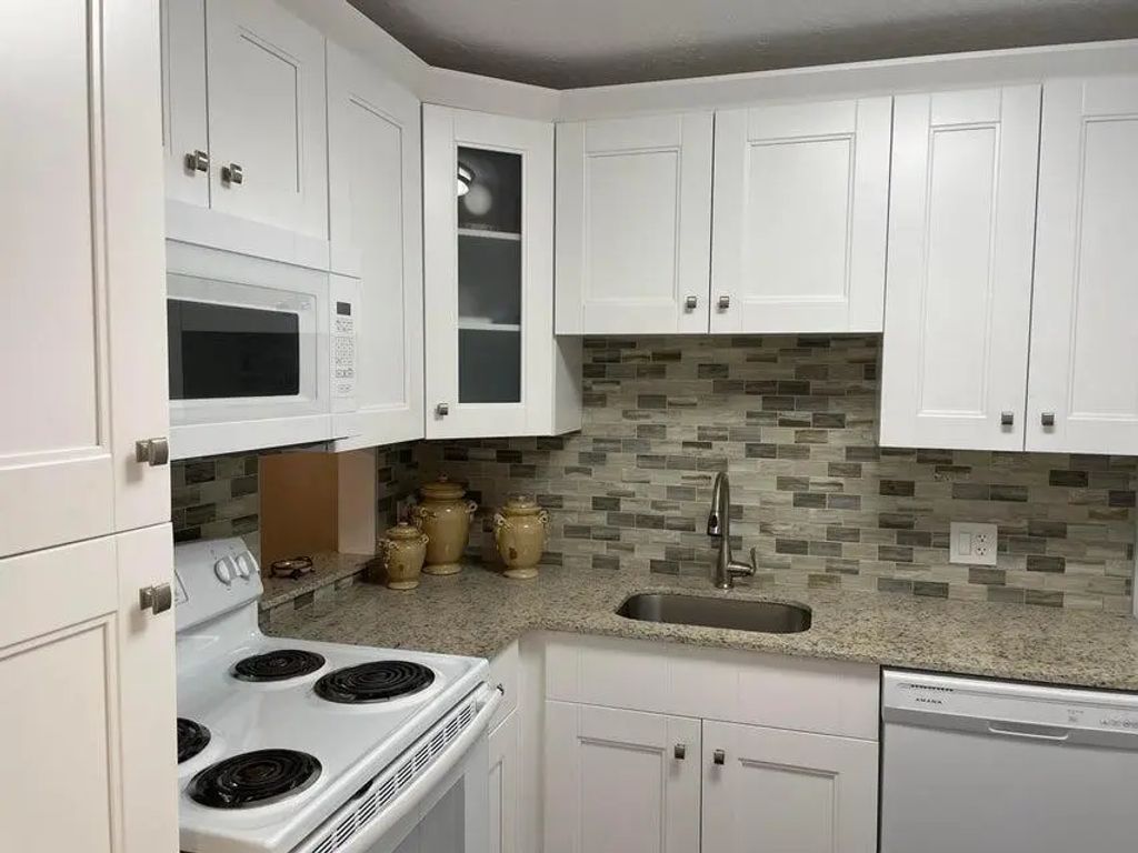 4393 Trevi Court #106, Lake Worth