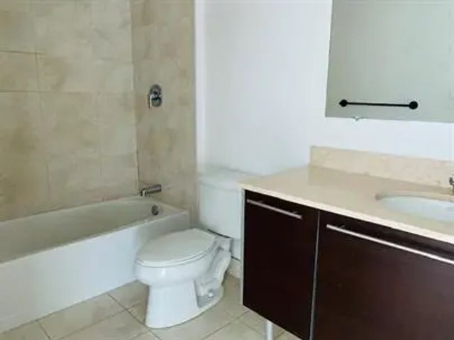 4 of 11 - 1900 N Bayshore Drive #1705, Miami, FL