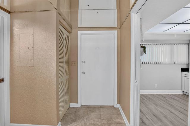 5 of 96 - 665 Se 21st Avenue #102, Deerfield Beach, FL