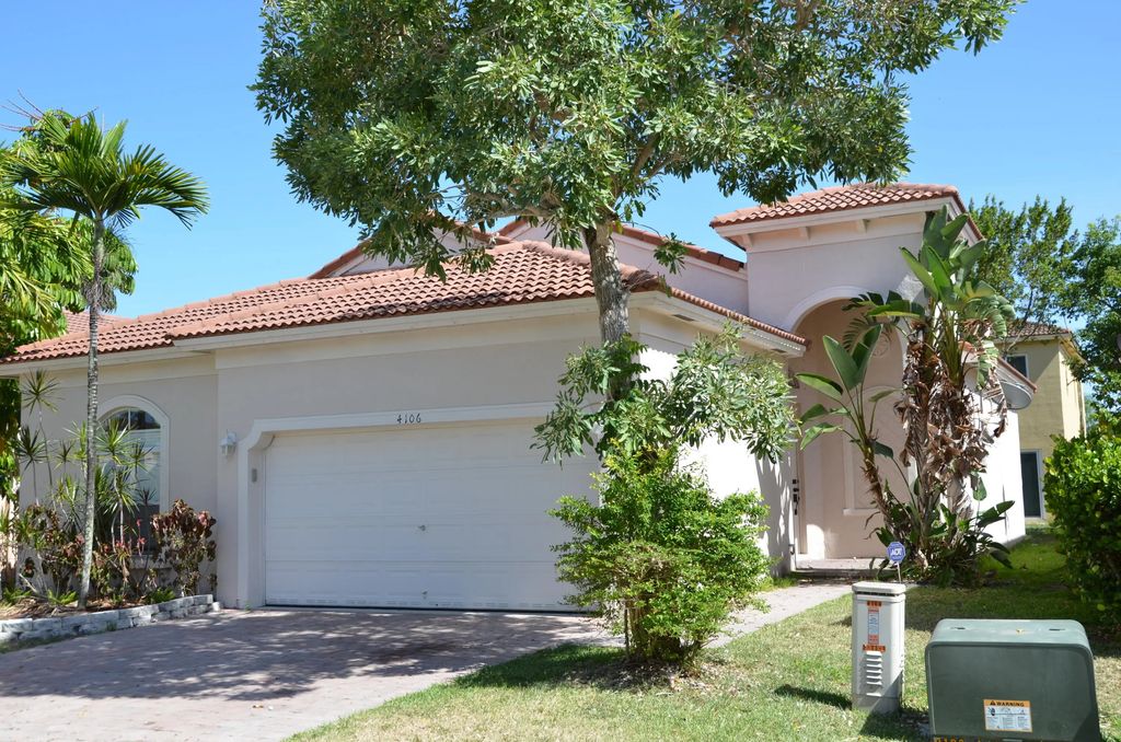 4106 Ne 22nd Court, Homestead