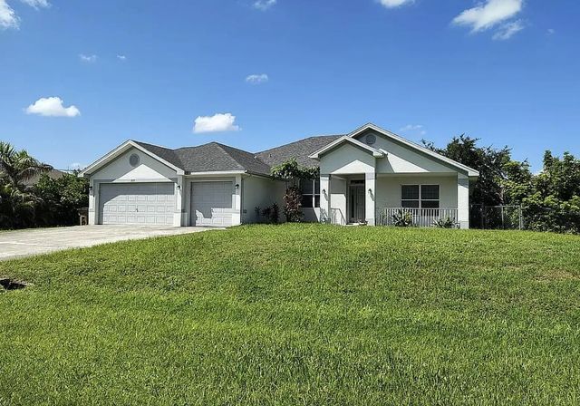 2019 Wanda Avenue N, Lehigh Acres