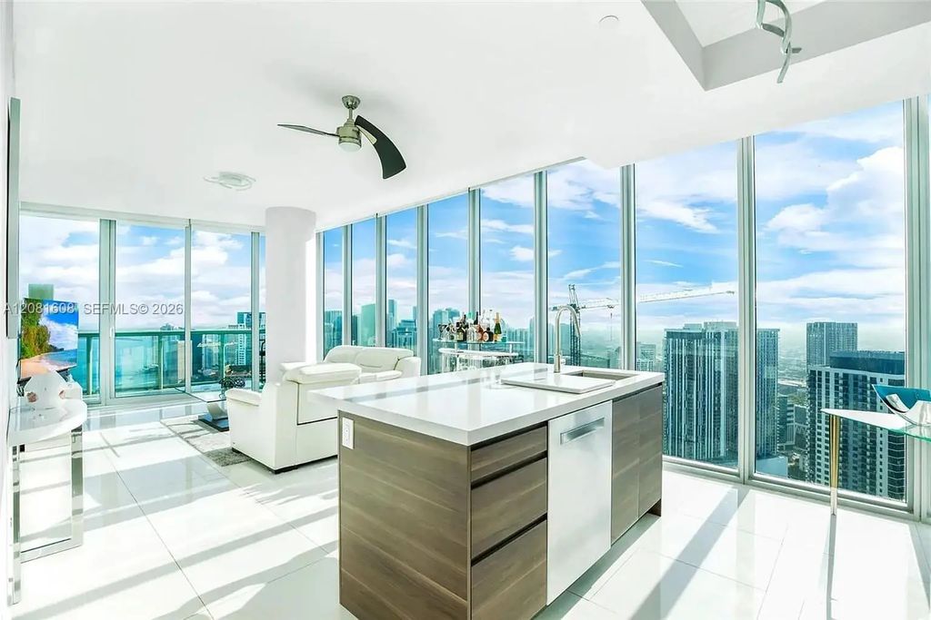 888 Biscayne Boulevard #5301, Miami