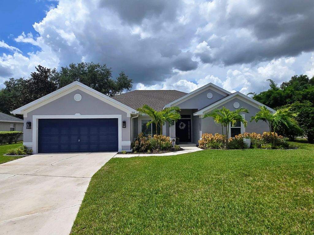 200 Amber Boulevard, Auburndale