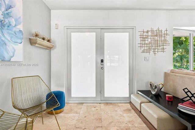 4 of 44 - 1103 Washington Street, Hollywood, FL
