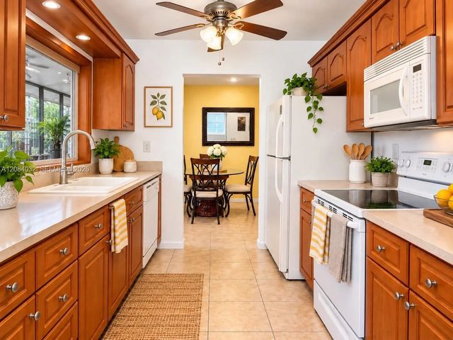 5 of 23 - 4719 Nw 44th Court, Tamarac, FL