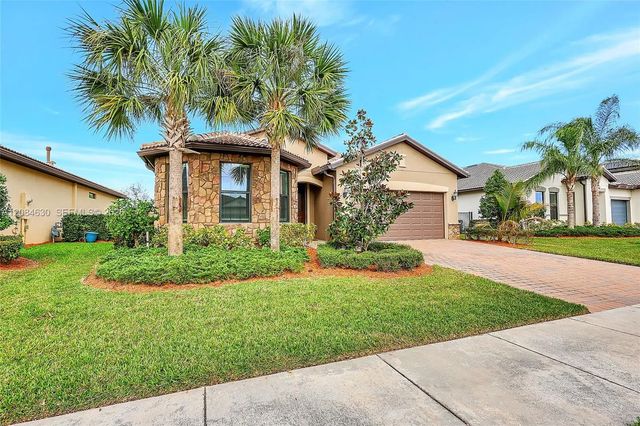 727 Se Boboli Way, Port St. Lucie