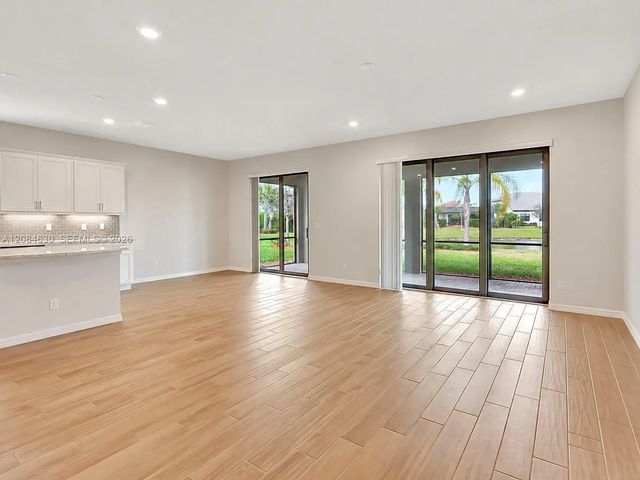 5 of 36 - 727 Se Boboli Way, Port St. Lucie, FL