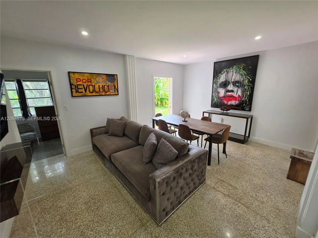 2 of 7 - 234 Ne 111th Street, Miami, FL
