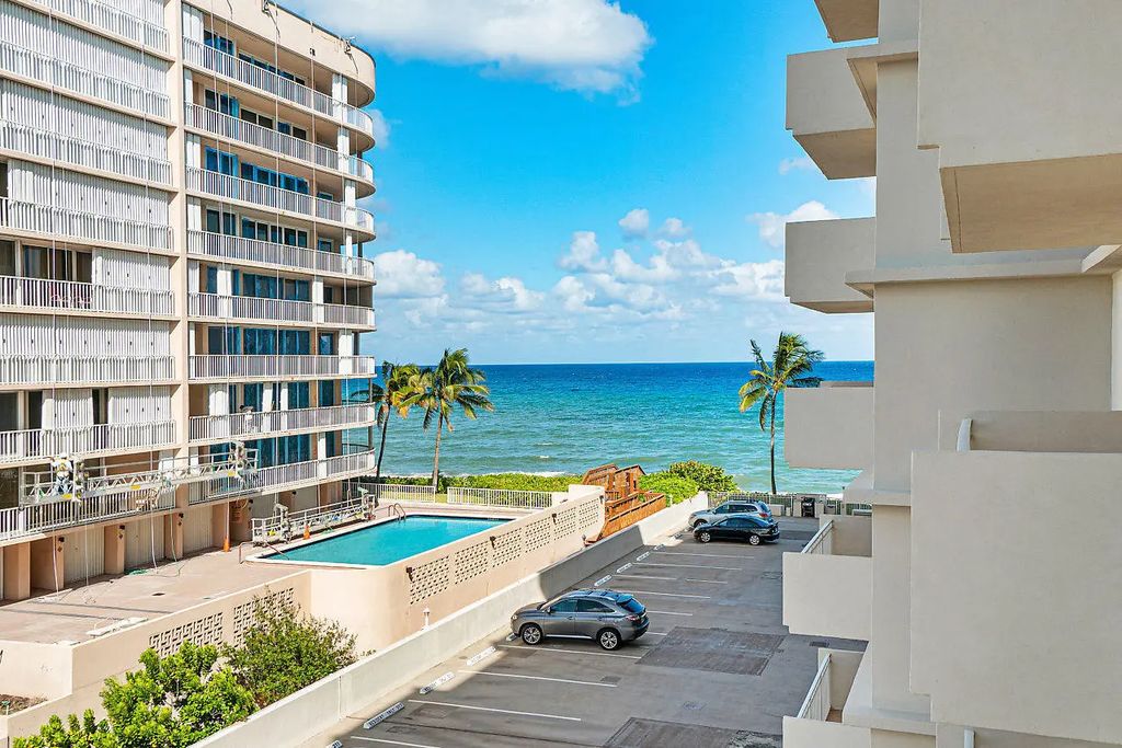 3215 S Ocean Boulevard #302, Highland Beach