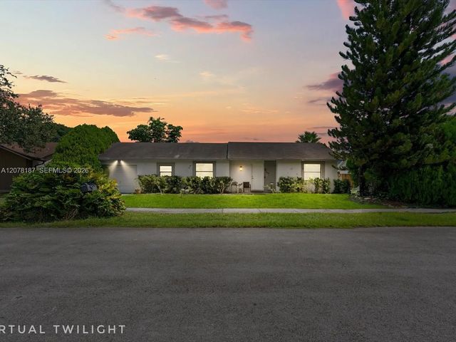 939 S Bluebird Lane, Homestead