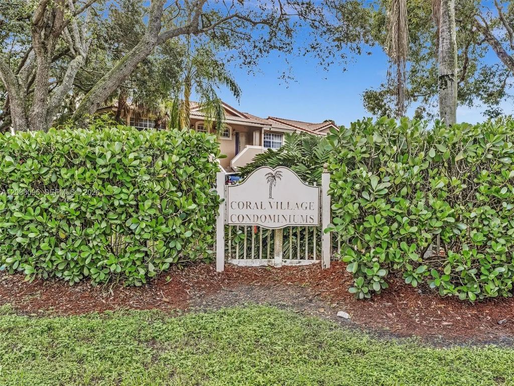 11492 Nw 43rd Street #11492, Coral Springs