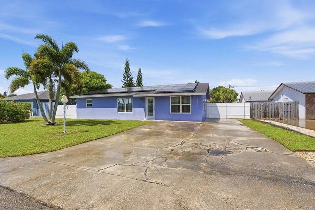 2 of 38 - 19074 Se Fearnley Drive, Jupiter, FL