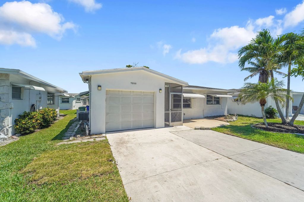 7255 Nw 8th Court, Margate