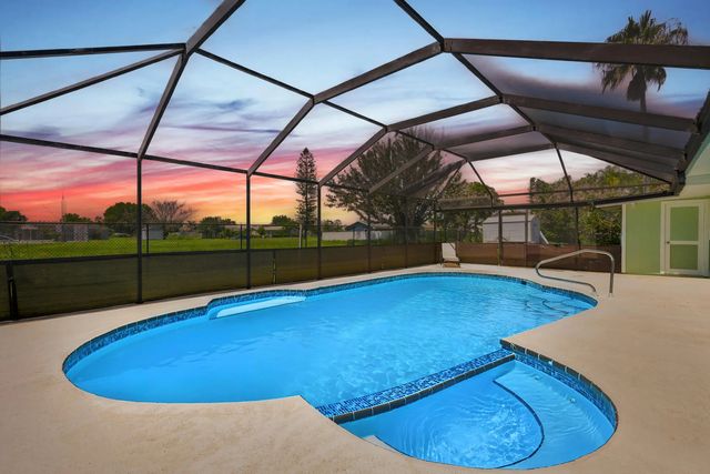 502 Nw Kilpatrick Avenue, Port St. Lucie