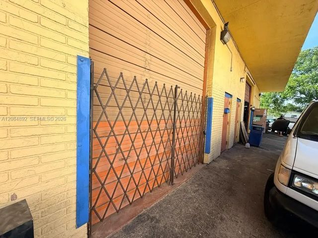 2 of 9 - 5912 Sw 25th Street #3, West Park, FL