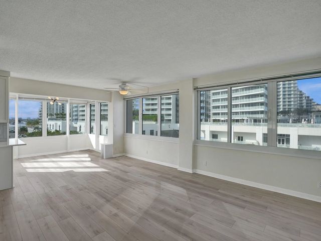 4 of 40 - 345 N Fort Lauderdale Beach Boulevard #601, Fort Lauderdale, FL