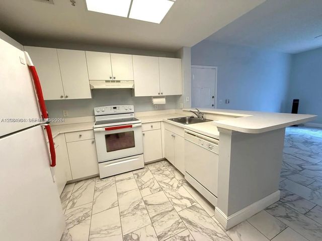 3 of 20 - 2015 Se 10th Avenue #127, Fort Lauderdale, FL