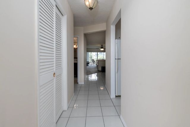 2 of 29 - 2731 Ne 14th Street Causeway #427, Pompano Beach, FL