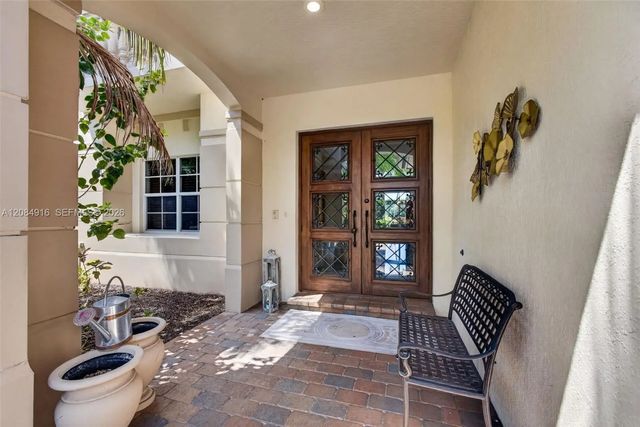 4 of 89 - 739 Cote Azur Drive, Palm Beach Gardens, FL