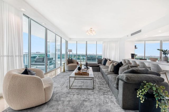2127 Brickell Avenue #1605, Miami