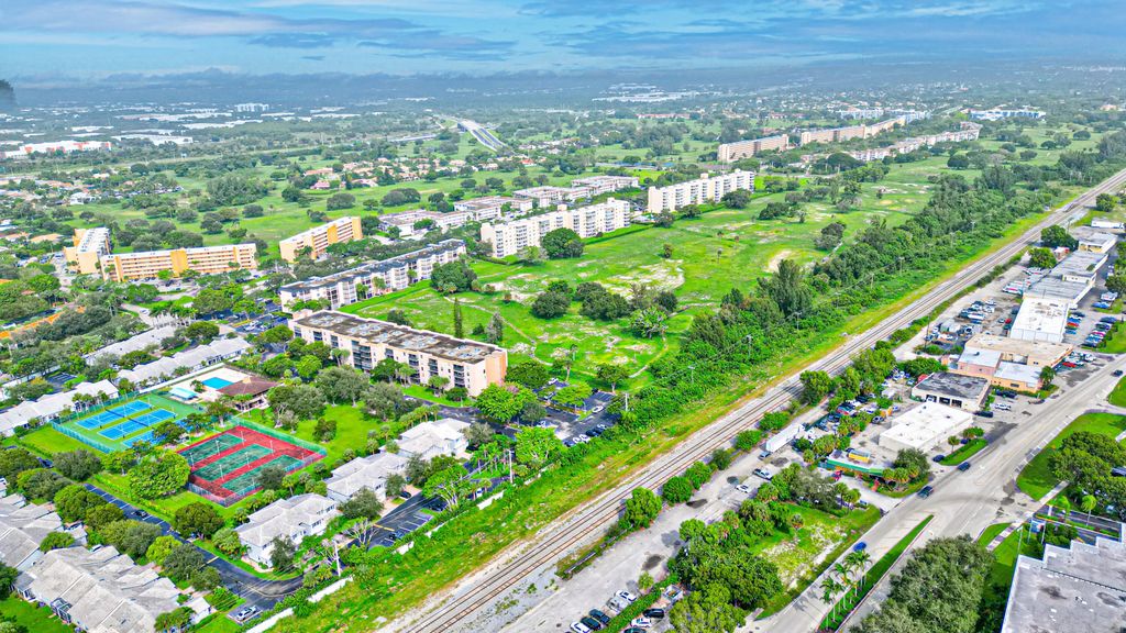 5401 Nw 2nd Avenue #two, Boca Raton