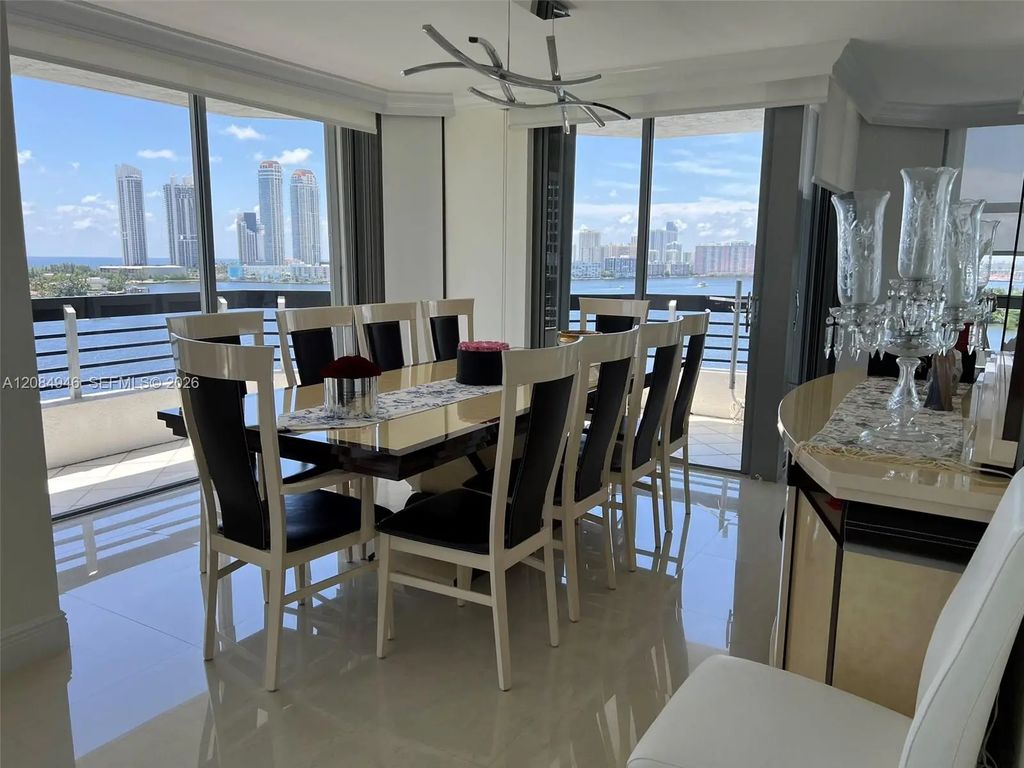3530 Mystic Pointe Drive #1215, Aventura