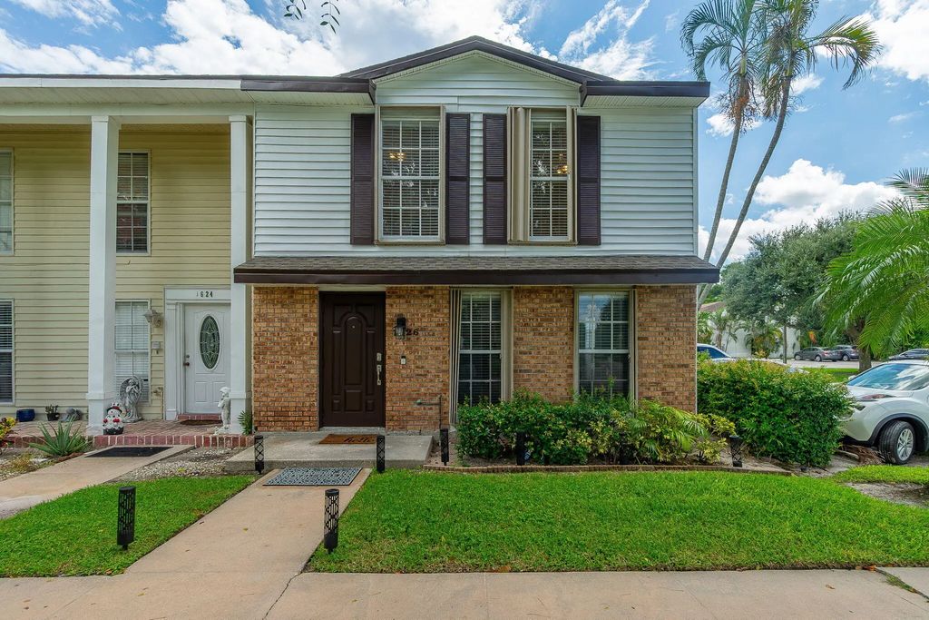 1626 Brier Patch Trail, Wellington