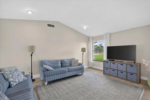 4 of 42 - 13355 Touchstone Place, Palm Beach Gardens, FL