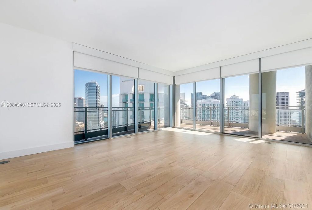 90 Sw 3rd Street #4004, Miami