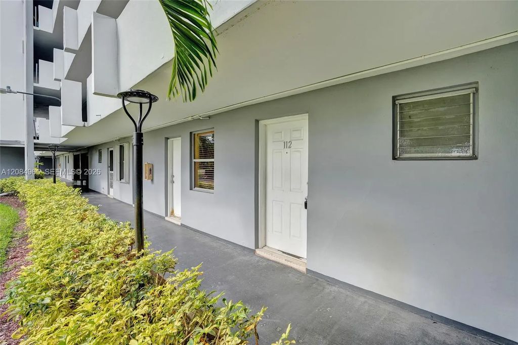 1601 Ne 191 Street #b112, Miami