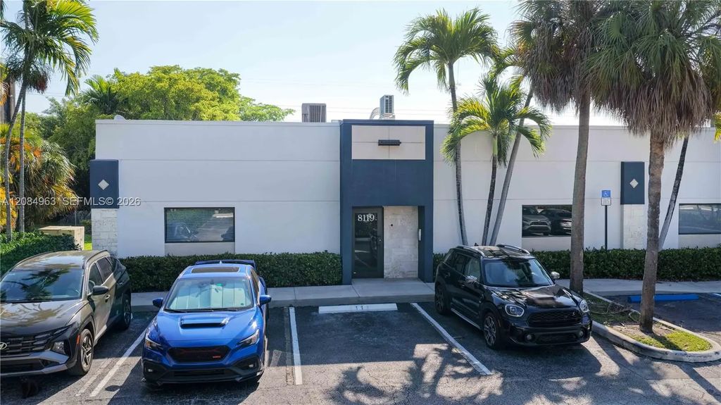 8119 Nw 33rd Street #8119, Doral