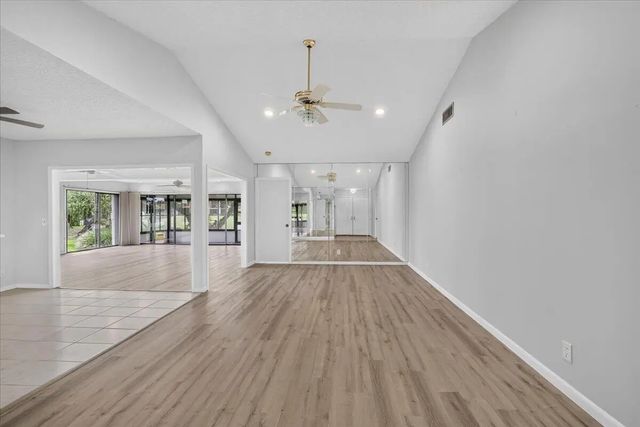 2 of 35 - 13867 Eastpointe Way, Palm Beach Gardens, FL