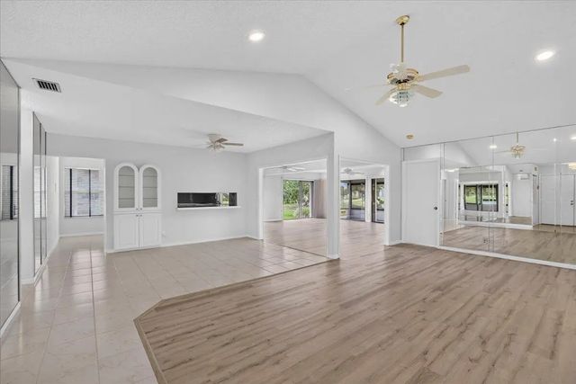 3 of 35 - 13867 Eastpointe Way, Palm Beach Gardens, FL