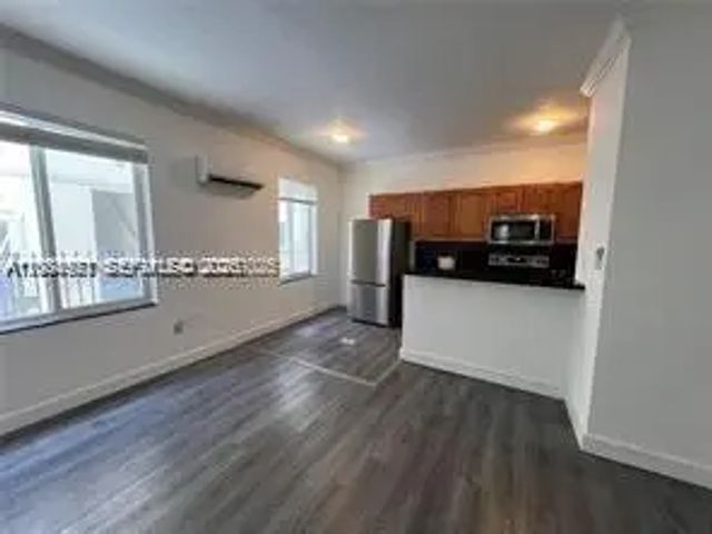 4 of 10 - 7920 Harding Avenue #1, Miami Beach, FL