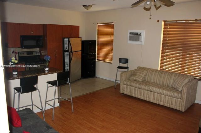3 of 7 - 7920 Harding Avenue #3, Miami Beach, FL