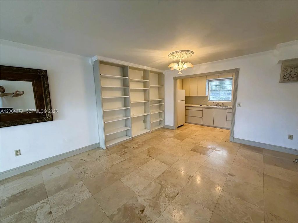 7550 Sw 82nd Street #f204, Miami
