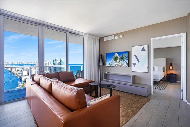 4010 S Ocean Drive #r3302, Hollywood