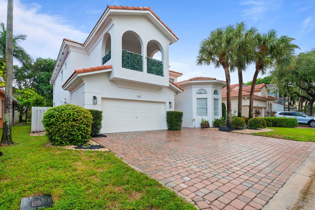 7372 Nw 18th Court, Pembroke Pines