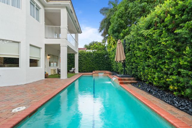 4 of 59 - 7372 Nw 18th Court, Pembroke Pines, FL